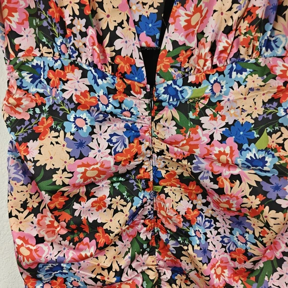 for Love & Lemons Bouquet Floral Deep V-neck Ruffle Puff Sleeve Mini Dress Sz M - Picture 16 of 16